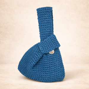 Bolso Esmeralda tejido a mano en crochet, inspiración japonesa, diseño de autor Amaro Crochet