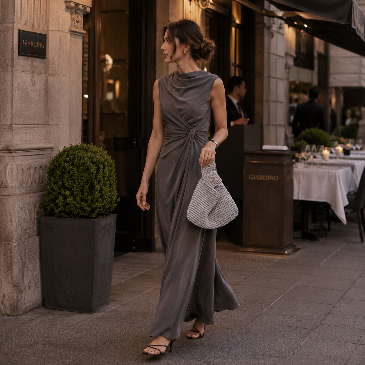 Bolso Luna con outfit elegante